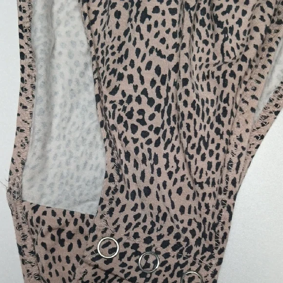 Alfani Leopard Print Bodysuit - Picture 5 of 8